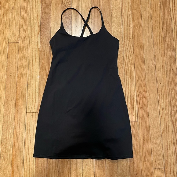 Iuga Black Workout Dress with Built-in-Shorts - Size M - Picture 1 of 6
